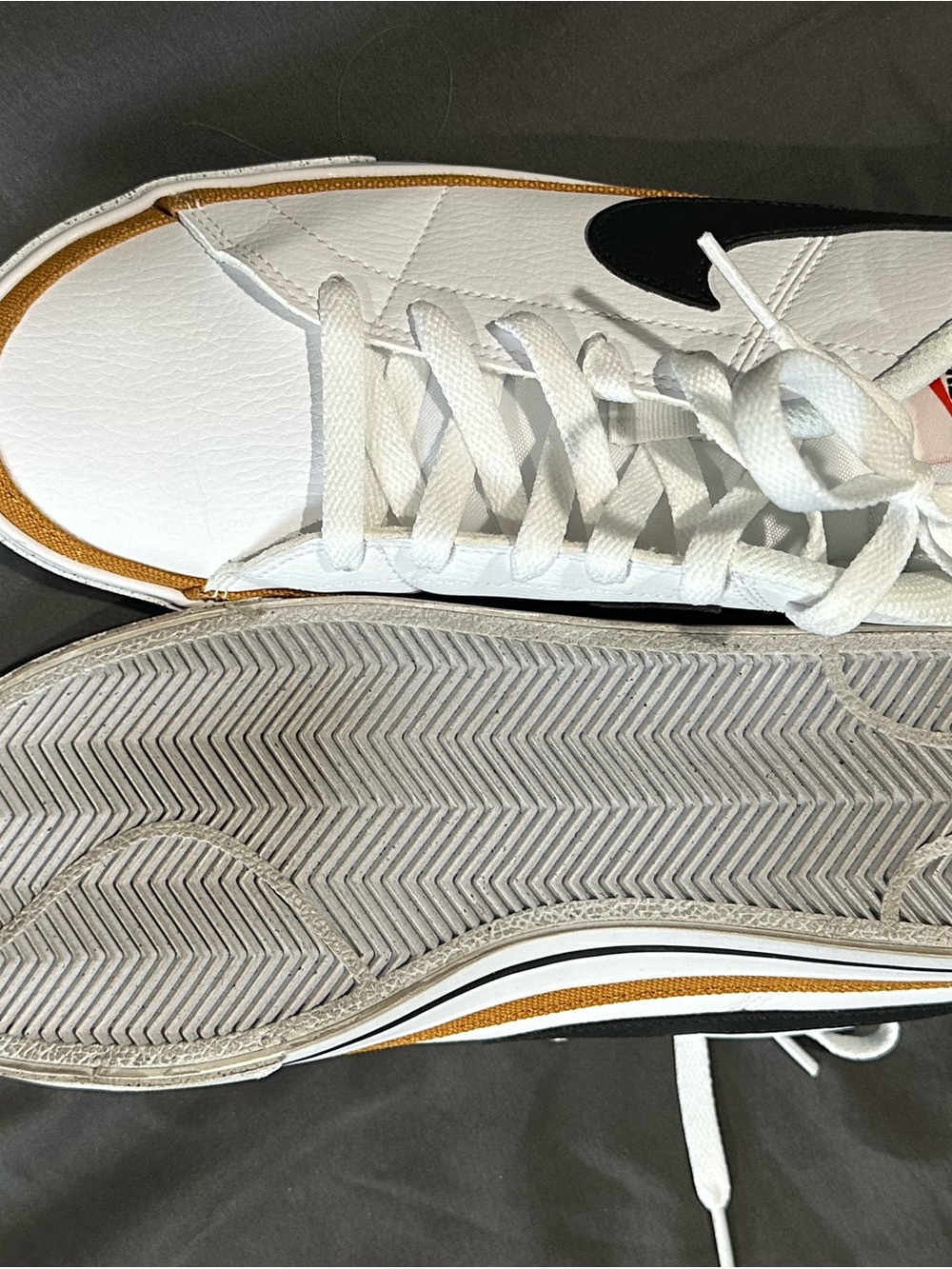 Nike Womens Legacy Sneakers - Picture 3 of 6